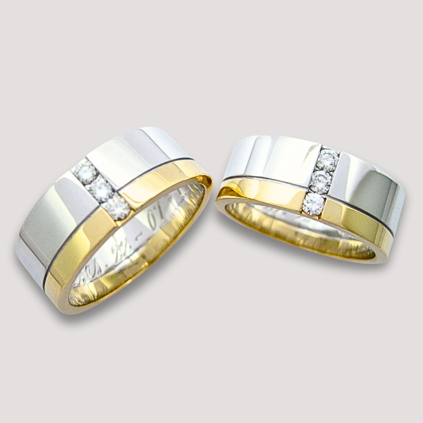 Anillos de Oro con Diamantes en Chía