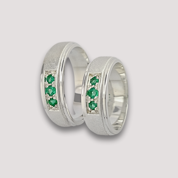 Anillos de Oro y Plata con Diamantes en Chía
