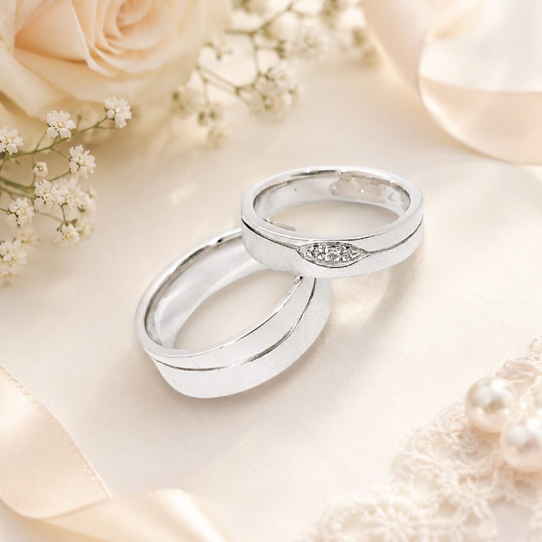 Argollas en Plata Ley 950 con diamantes