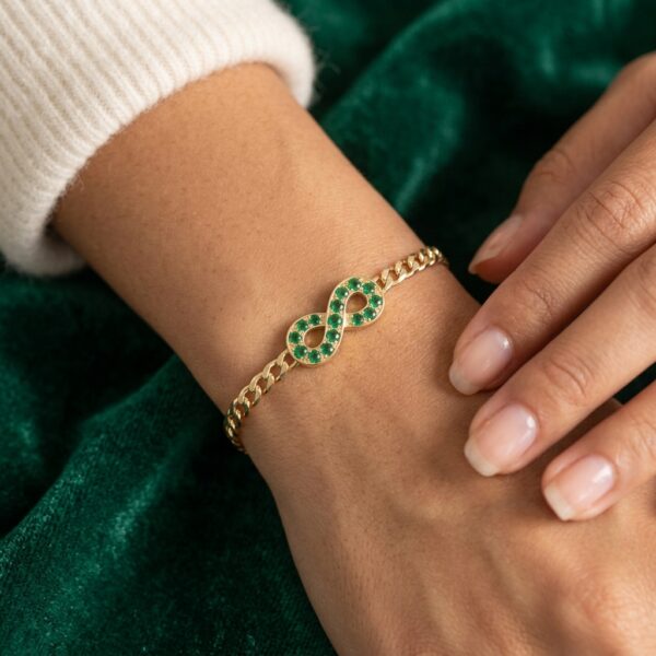 Pulsera en Oro Ley 18 kt con Esmeraldas Colombiana