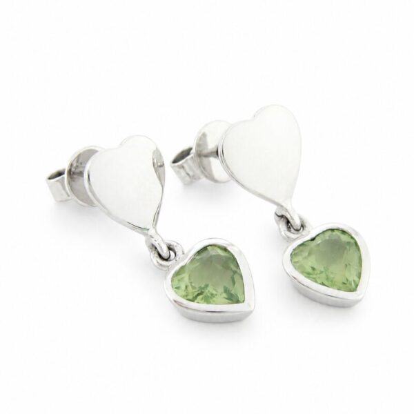 Aretes en Plata Ley 950 con Peridoto en Forma de Corazón