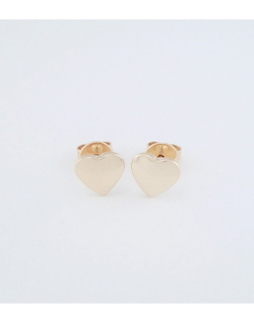 Aretes en oro amarillo de 18 kt con diseño de corazón
