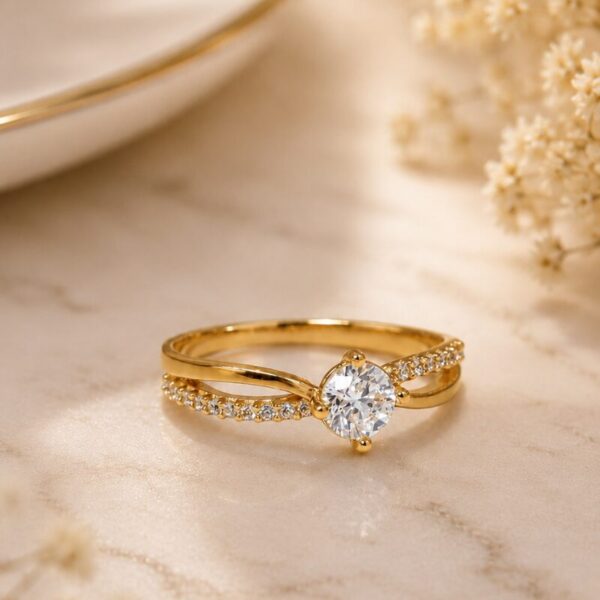 Anillo en Oro 18 kt con Circones
