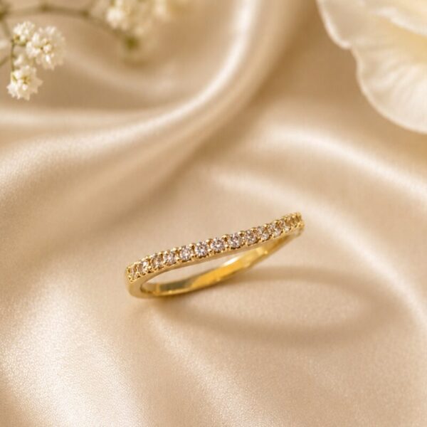 Anillo Oro 18 kt con Circones