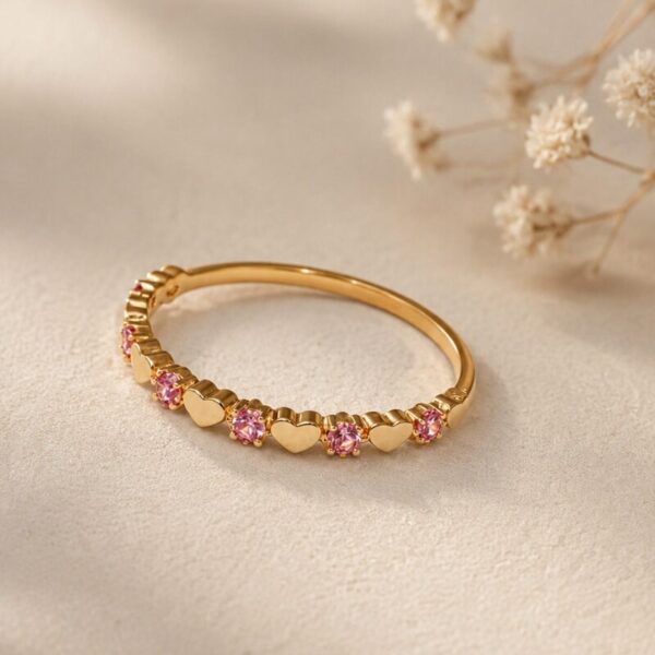 Anillo en Oro 18 kt con Corazones Rosado