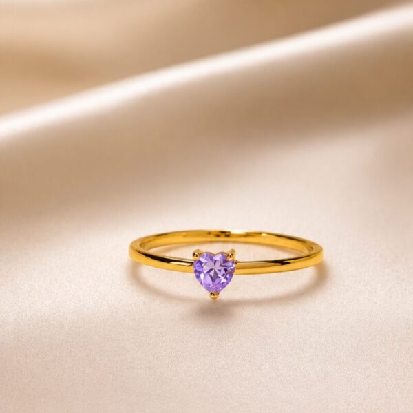 Anillo Oro 18 kt con Circones en Forma de Corazón